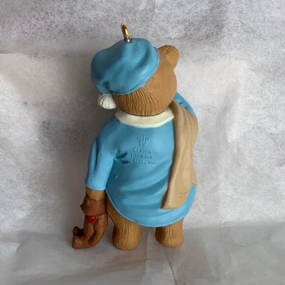 Hallmark Keep sake Ornament Vintage 1995 Waiting Up For Santa with box memories - Picture 2 of 10